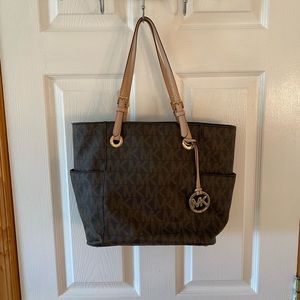 Michael Kors purse